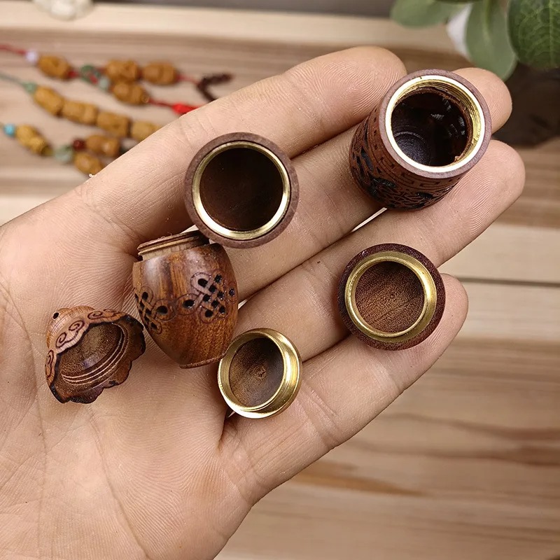 木製彫刻アロマセラピーボトルミニ花瓶塔型車吊り下げ装飾フレグ - Diffuser Necklace Locket のレビューと価格
